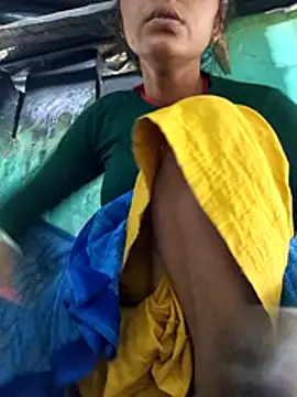 Snapshot of Madhu_cute chatting on 02/22/26, 03:53 Madhu cute online show from 02/22/26, 03:53