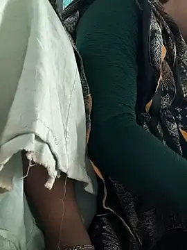 Snapshot of Madhu_cute chatting on 02/24/26, 04:35 Madhu cute online show from 02/24/26, 04:35