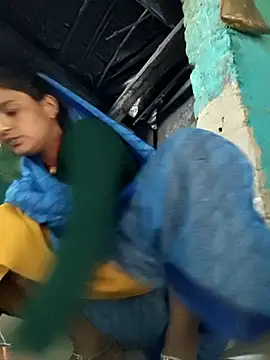 Snapshot of Madhu_cute chatting on 02/18/26, 02:20 Madhu cute online show from 02/18/26, 02:20