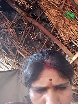 Snapshot of Rajni_hote chatting on 02/11/26, 05:18 Rajni hote online show from 02/11/26, 05:18