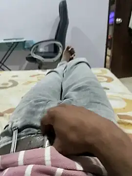 hydhunk26 online show from 12/20/25, 10:07