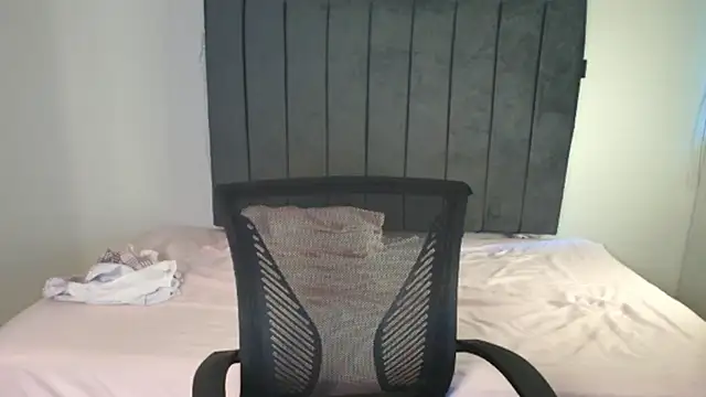 Sofii unicorn online show from 03/07/26, 04:45