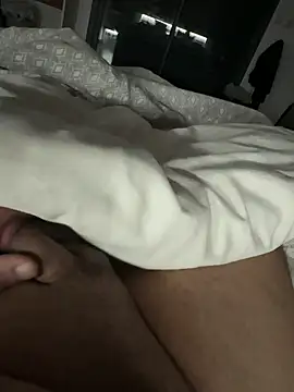 Snapshot of coquinhotsud chatting on 12/20/25, 07:00 coquinhotsud online show from 12/20/25, 07:00