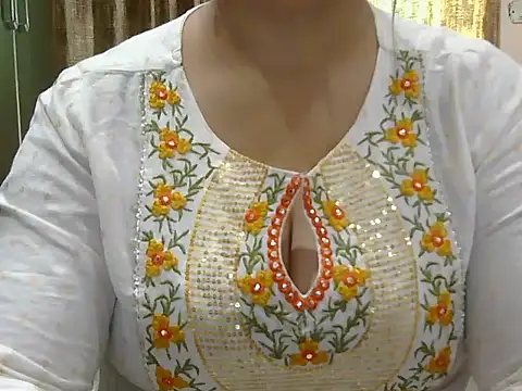 navdeepkour online show from 03/24/26, 04:56