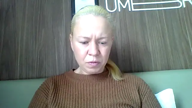 jennyblondeuk online show from 04/13/26, 12:53