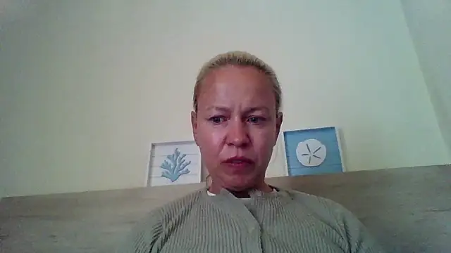 jennyblondeuk online show from 04/30/26, 05:09