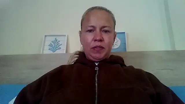 jennyblondeuk online show from 05/07/26, 04:21