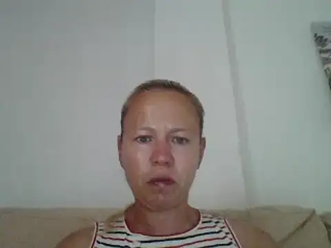 jennyblondeuk online show from 05/28/26, 04:35