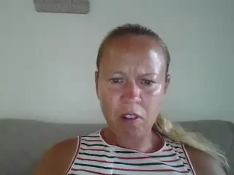 jennyblondeuk online show from 06/29/26, 07:24