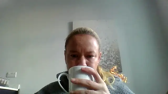 jennyblondeuk online show from 03/26/26, 04:05