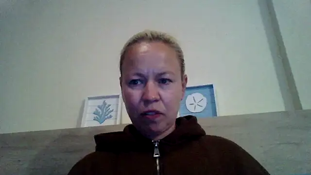 jennyblondeuk online show from 05/08/26, 06:56