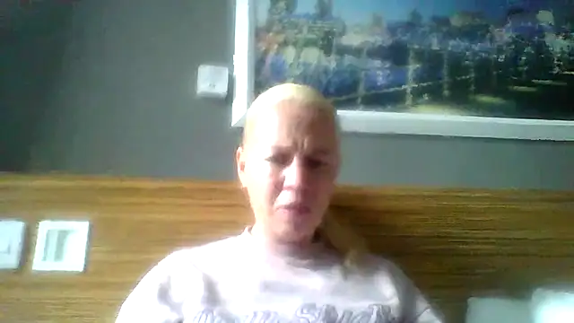 jennyblondeuk online show from 04/04/26, 02:34