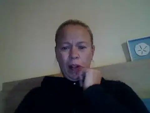 jennyblondeuk online show from 05/15/26, 08:07