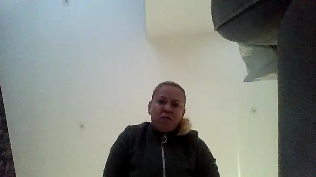 jennyblondeuk online show from 03/22/26, 05:47