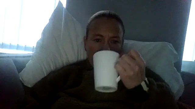 jennyblondeuk online show from 03/28/26, 05:25