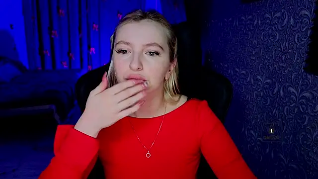 Snapshot of Eva_Vibe_ chatting on 02/24/26, 04:08 Eva Vibe online show from 02/24/26, 04:08