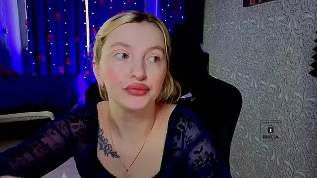 Snapshot of Eva_Vibe_ chatting on 03/04/26, 05:37 Eva Vibe online show from 03/04/26, 05:37