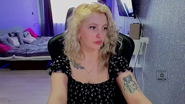 Eva Vibe  online show from 04/08/26, 05:42