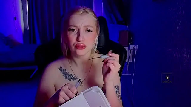 Eva Vibe  online show from 04/12/26, 06:27