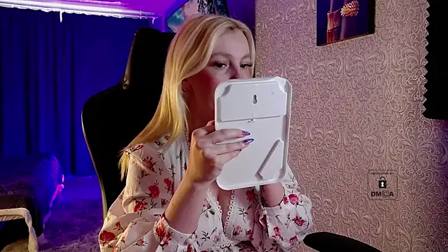 Eva Vibe  online show from 04/26/26, 09:17