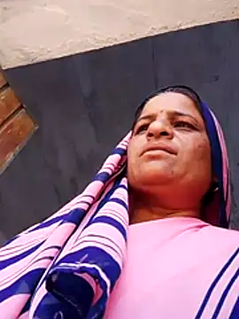 Snapshot of CUTE_Ishpa chatting on 02/10/26, 06:23 CUTE Ishpa online show from 02/10/26, 06:23