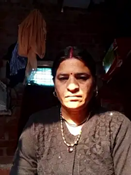 CUTE Ishpa online show from 01/11/26, 03:46