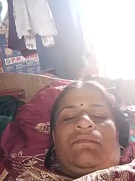 Snapshot of CUTE_Ishpa chatting on 02/21/26, 09:44 CUTE Ishpa online show from 02/21/26, 09:44