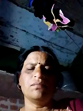 Snapshot of CUTE_Ishpa chatting on 04/12/26, 05:38 CUTE Ishpa online show from 04/12/26, 05:38