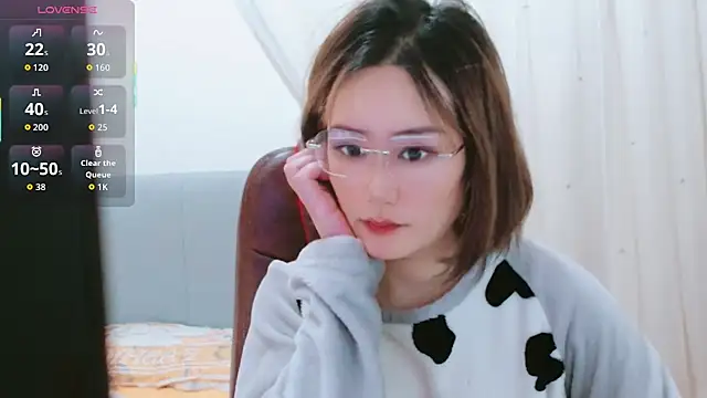 lucynan online show from 02/08/26, 09:07