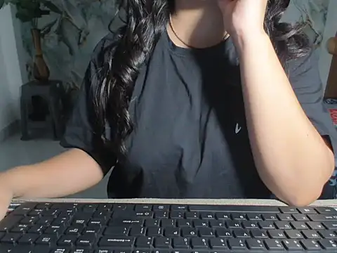 Snapshot of Prisha_Naughtyy chatting on 07/09/26, 03:55 Prisha Naughtyy online show from 07/09/26, 03:55