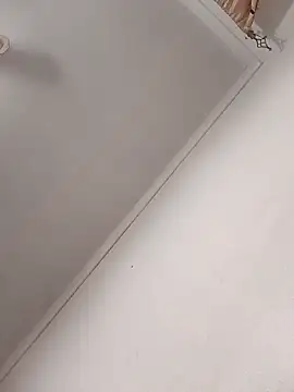 ShyNaughtyBabe online show from 05/09/26, 12:30