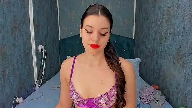 RedAssHottie online show from 02/28/26, 06:02