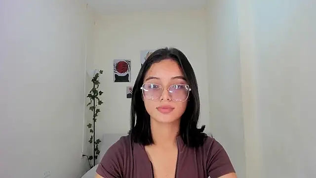 Snapshot of Zenith_glow chatting on 01/07/26, 03:22 Zenith glow online show from 01/07/26, 03:22