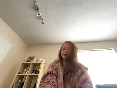 HollyHaze online show from 03/28/26, 10:49