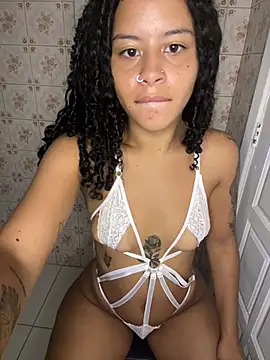 Estrelaa7 online show from 03/04/26, 12:51