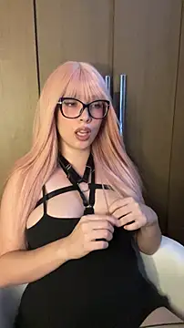 EmmaInPink online show from 02/09/26, 09:02