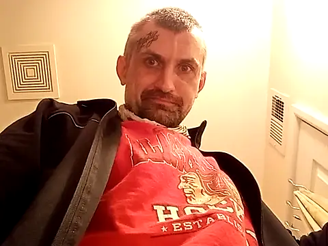 Snapshot of ViciouzzD chatting on 02/21/26, 09:39 ViciouzzD online show from 02/21/26, 09:39