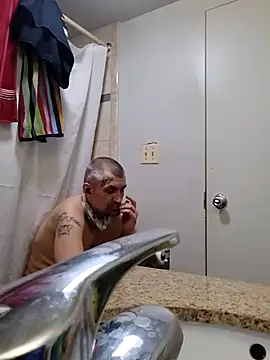 Snapshot of ViciouzzD chatting on 01/11/26, 10:33 ViciouzzD online show from 01/11/26, 10:33