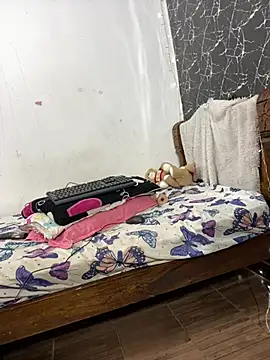 TheSexyLaura online show from 02/09/26, 07:23