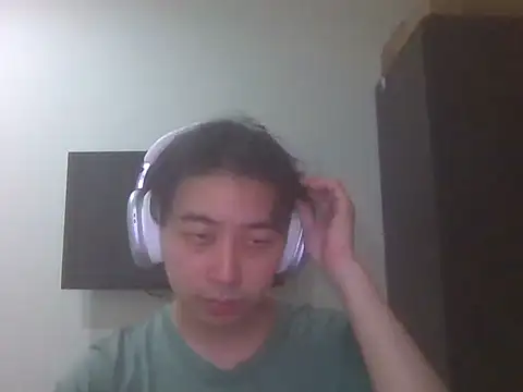 AJIJI1010 online show from 03/26/26, 06:39