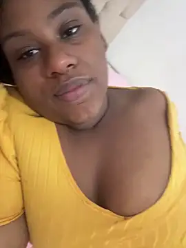 amorasecy online show from 12/20/25, 08:22