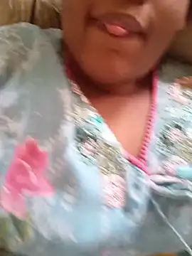 Snapshot of amorasecy chatting on 06/20/26, 12:32 amorasecy online show from 06/20/26, 12:32