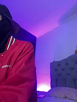 cute emmma online show from 04/10/26, 11:06