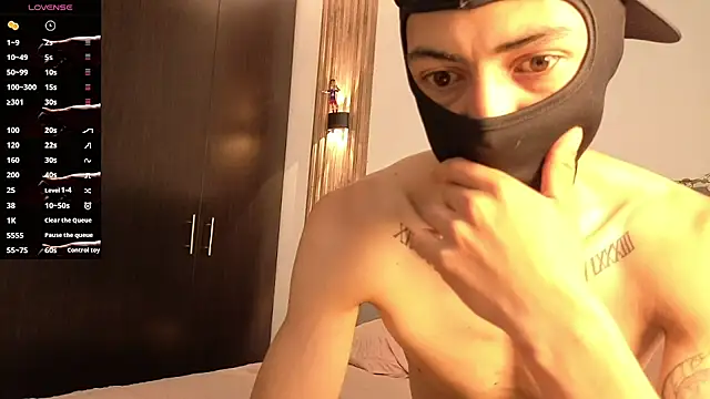 cute emmma online show from 05/03/26, 11:37