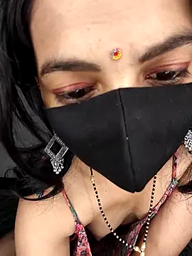 Snapshot of miss_siya_00 chatting on 02/13/26, 06:08 miss siya 00 online show from 02/13/26, 06:08