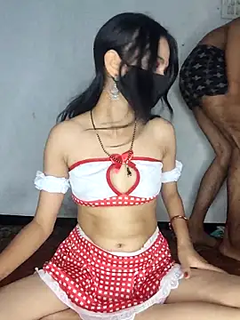 Snapshot of miss_siya_00 chatting on 03/19/26, 01:44 miss siya 00 online show from 03/19/26, 01:44