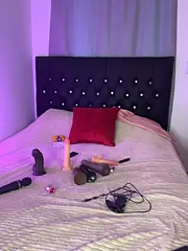 HelenaLior online show from 03/18/26, 07:04