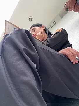 Ema Rose  online show from 02/01/26, 07:34