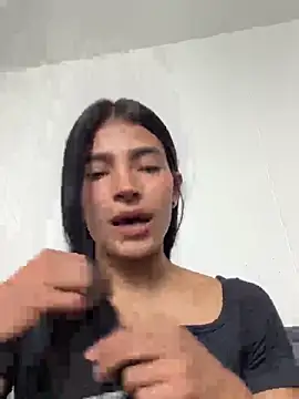 Ema Rose  online show from 02/09/26, 06:28