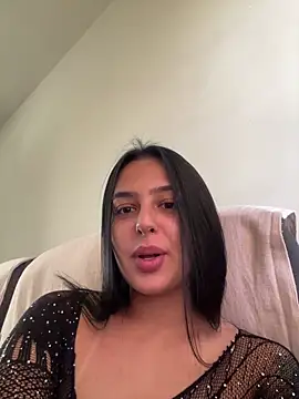 jujuarantes  2026 online show from 04/30/26, 02:57